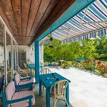 Seaman's House * Vadu